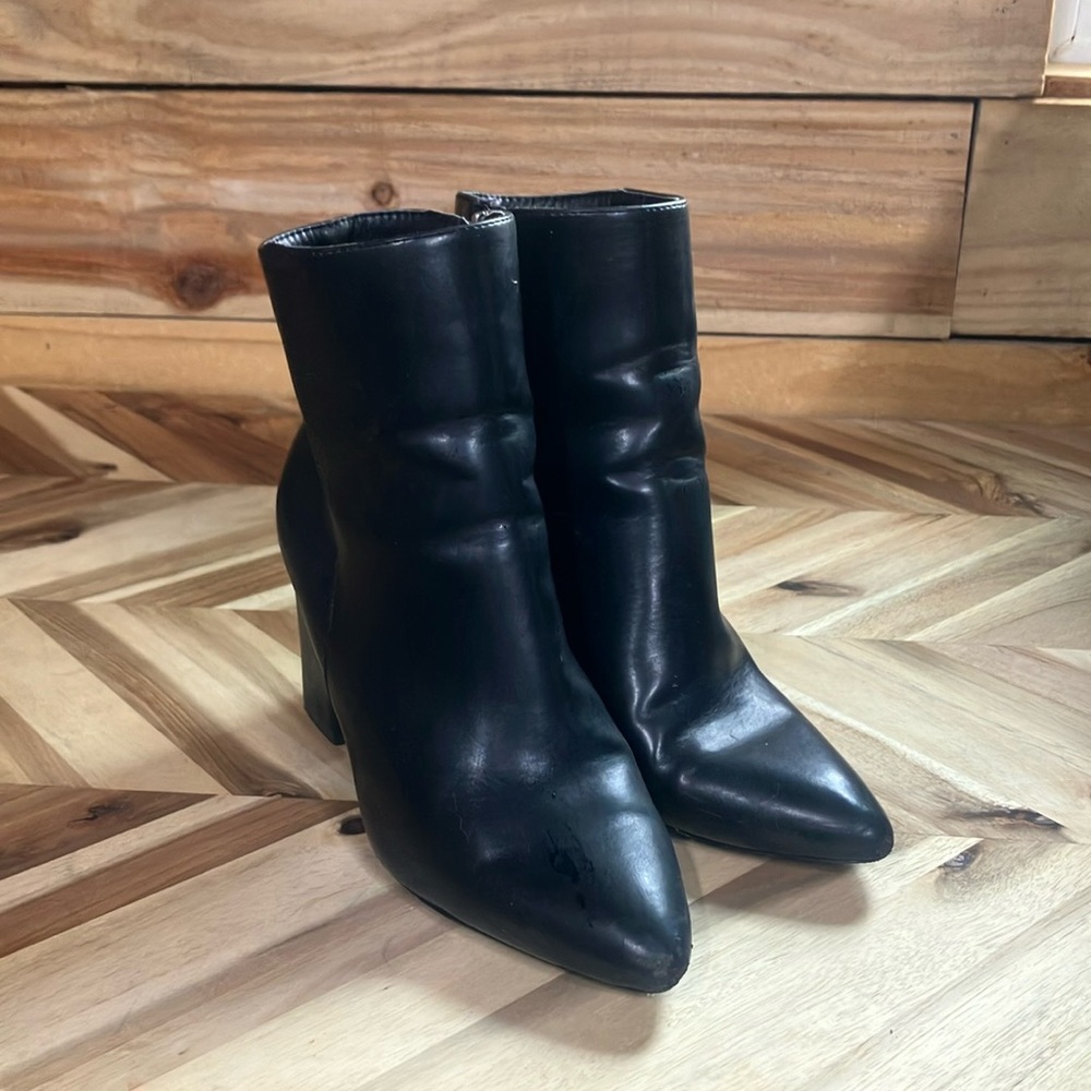 MADDEN GIRL Womens Black Comfort Flexx Pointed Toe Block Heel Zip-Up Booties 8
